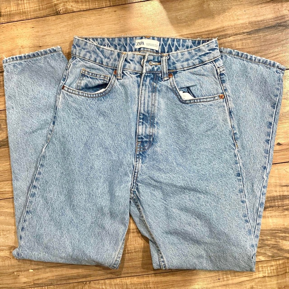Zara light wash jeans